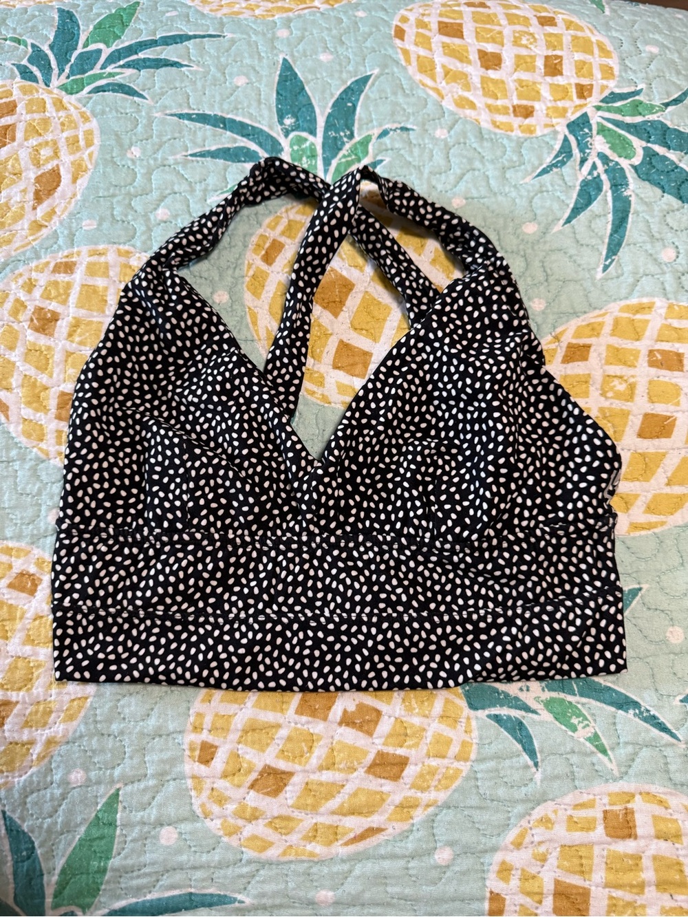Buff Bunny black and white strappy sports bra